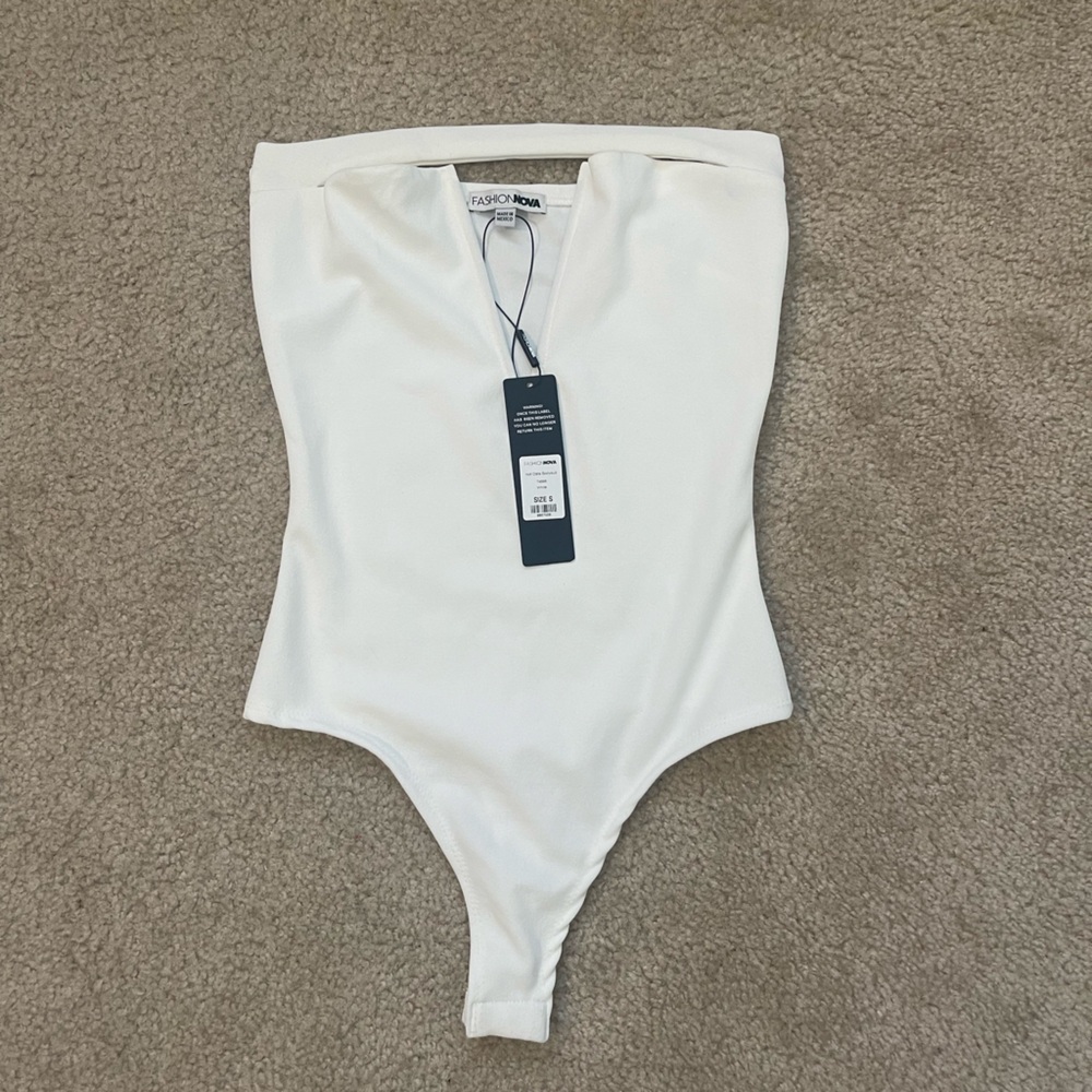 Fashion Nova White Strapless Bodysuit